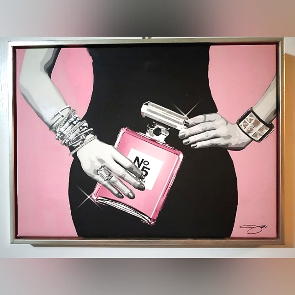 Chic Framed Canvas Wall Art: Classy in Black with Chanel No. 5